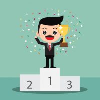 il-vincitore-maschile-e-al-primo-posto-sul-podio_35695-10